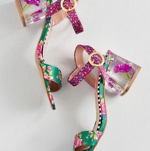 Not for sale looking to buy these!! BETSY JOHNSON BLOCK HEEL